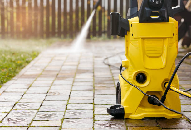 Best Animal Enclosure Cleaning  in Rainbow Lakes, NJ